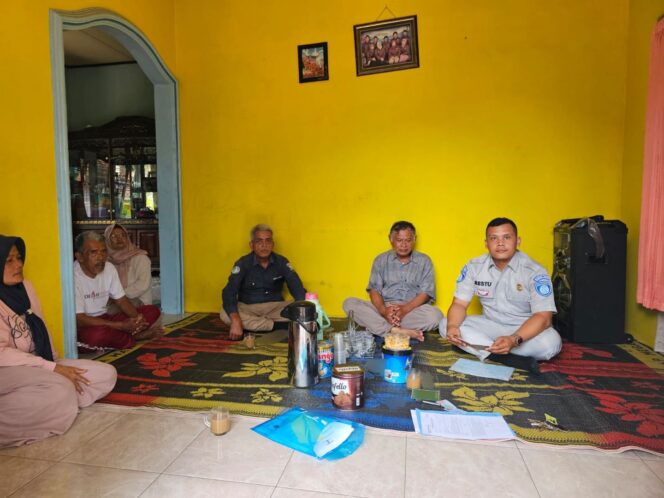 
					Jasa Raharja Jawa Barat Gerak Cepat Santuni Ahli Waris Kecelakaan di Kecamatan Darmaraja, Kabupaten Sumedang