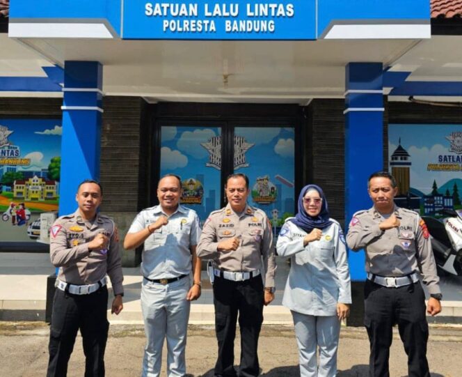 
					Antisipasi Meningkatnya Arus Transportasi Pada Idhul Adha 2024, Jasa Raharja Jawa Barat & Satlantas Polresta Bandung Gelar Rapat FKLL