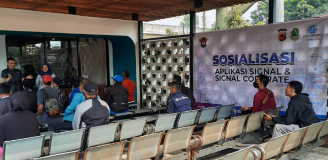 
					Jasa Raharja Samsat Padalarang Bersama Mitra Kepolisian dan Mitra Bapenda Samsat Kabupaten Bandung Barat Melaksanakan Kegiatan Sosialisasi Signal