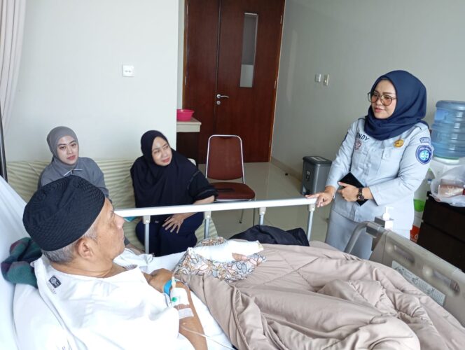 
					Jasa Raharja Kabupaten Bandung Barat Jamin Seluruh Korban Kecelakaan di Ruas Tol KM 117 Purbaleunyi Kabupaten Bandung Barat