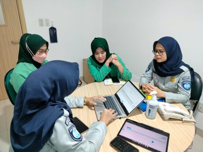 
					Jasa Raharja Lakukan Pendampingan Tutorial Penggunaan Aplikasi Jr-Care Ke Rumah Sakit Hermina Soreang