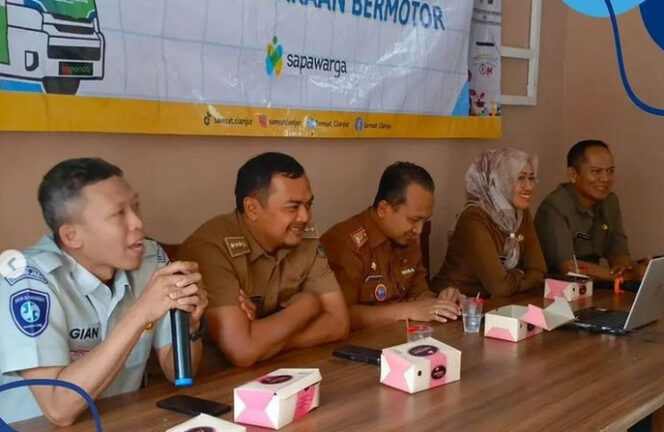 
					Jasa Raharja Sukabumi Turut Dalam Sosialisasi Kepatuhan Pajak Daerah Bersama Tim Pembina Samsat Cianjur di Kecamatan Gekbrong