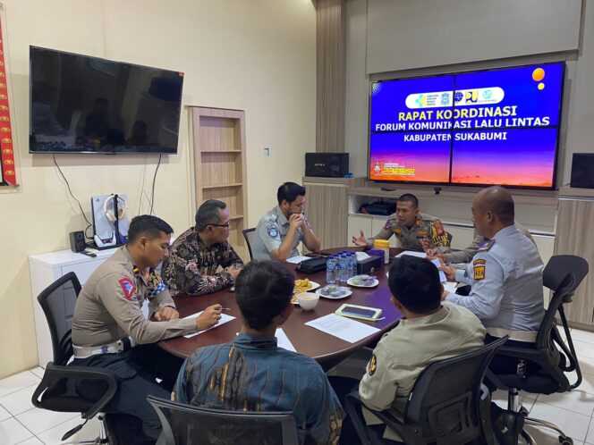 
					Jasa Raharja Perwakilan Sukabumi Melakukan Evaluasi Rapat FKLLAJ di Wilayah Kabupaten Sukabumi