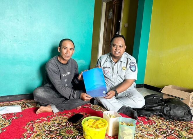 
					Jasa Raharja Jabar Santuni Korban Meninggal Dunia Akibat Kecelakaan di Kecamatan Sukasari Kabupaten Sumedang
