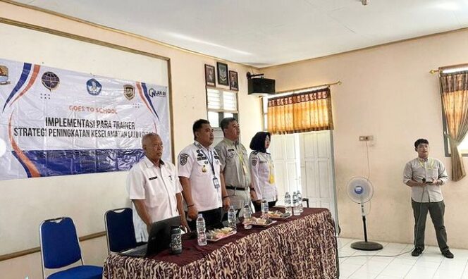 
					Jasa Raharja Cirebon Berikan Edukasi Keselamatan Berlalu Lintas Kepada Pelajar SMPN 1 Depok Kabupaten Cirebon