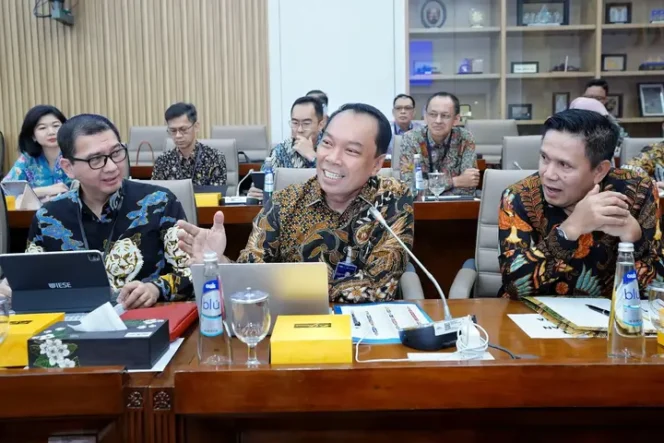 
					RDP Bersama Komisi VI DPR RI, Rivan A. Purwantono Paparkan Sejumlah Inisiatif Strategis Jasa Raharja