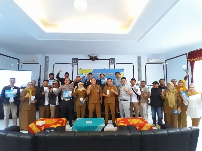 
					Jasa Raharja Bersama dengan Tim Pembina Samsat Padalarang Adakan Sosialisasi Pemutihan Denda PKB dan SWDKLLJ di Kecamatan Lembang