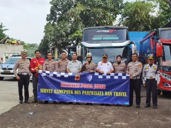 
					Jasa Raharja Jawa Barat Turut Dalam Kegiatan Rampcheck Bersama Satlantas Polres Sumedang dan Dinas Perhubungan Kabupaten Sumedang