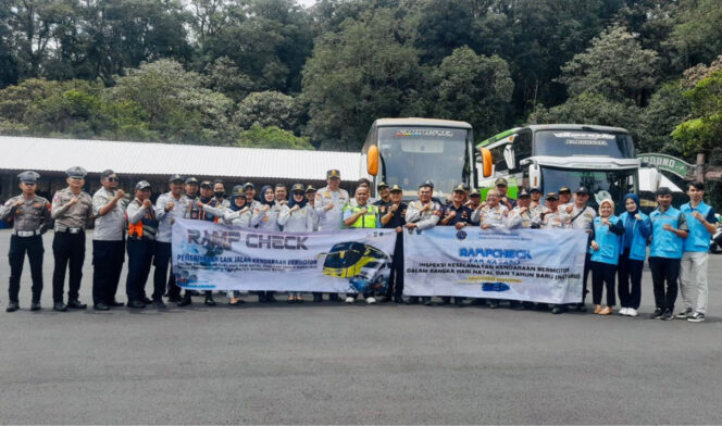 
					Lakukan Tindakan Preventif Laka Lantas, Jasa Raharja Bersama Dishub Kab Bandung Barat Cek Kelaikan Bus Pariwisata di Objek Wisata Tangkuban Parahu