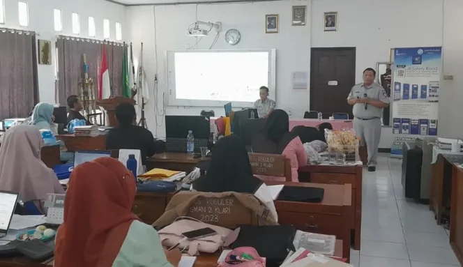 
					Jasa Raharja Karawang Laksanakan Sosialisasi Pengajar Peduli Keselamatan Lalu Lintas (PPKL) di SMAN 2 Klari