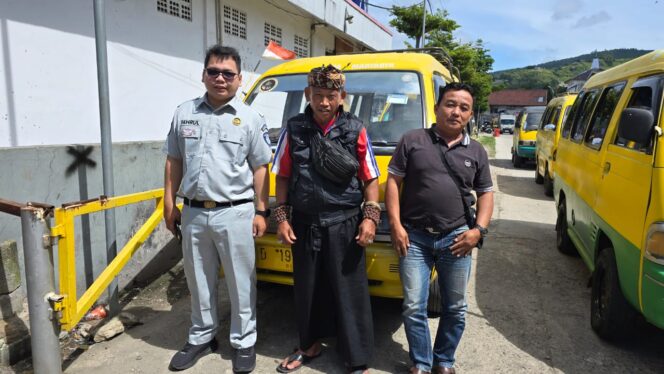 
					Jasa Raharja Lakukan Kegiatan Door to door ke Pengusaha Angkutan Umum di Kecamatan Lembang Kabupaten Bandung Barat