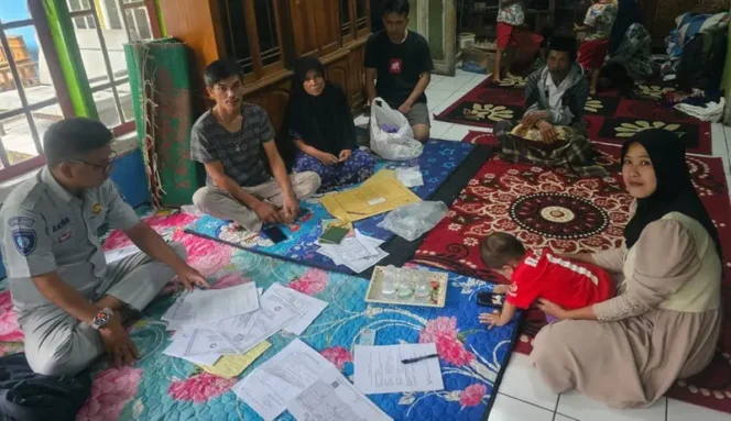 
					Jasa Raharja Tasikmalaya Lakukan Langkah Proaktif Kepada Para Korban Kecelakaan di Tol Purbaleunyi KM 129 Jalur B Kota Cimahi