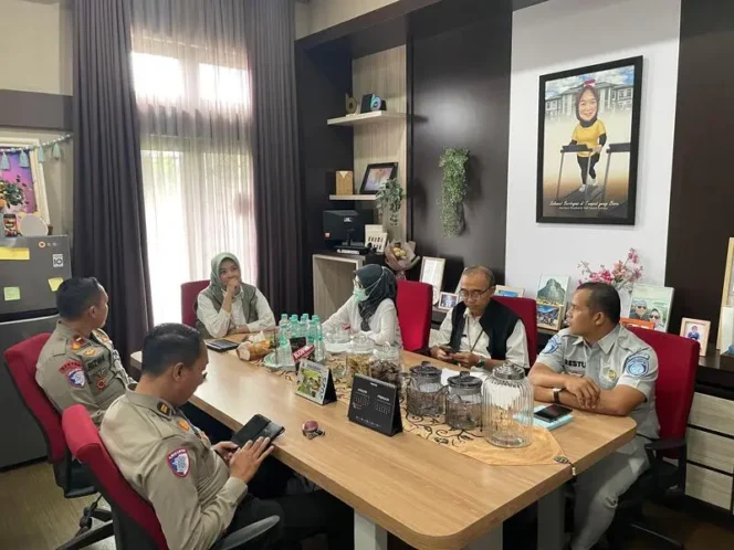 
					Jasa Raharja Gelar Rapat Forum Kecelakaan Lalu Lintas (FKLL) Bersama Stakeholder di Kota Cimahi