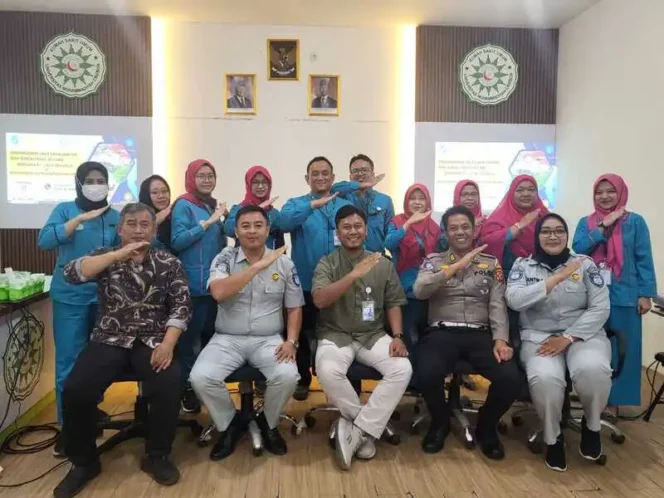 
					Melalui Program PPKL, Jasa Raharja Cirebon Tekan Angka Kecelakaan Lalu Lintas di Kalangan Pelajar