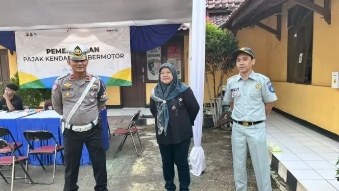 
					Jasa Raharja dan Tim Samsat Kabupaten Subang Lakukan Kegiatan Operasi Gabungan Pemeriksaan Pajak Kendaraan Bermotor