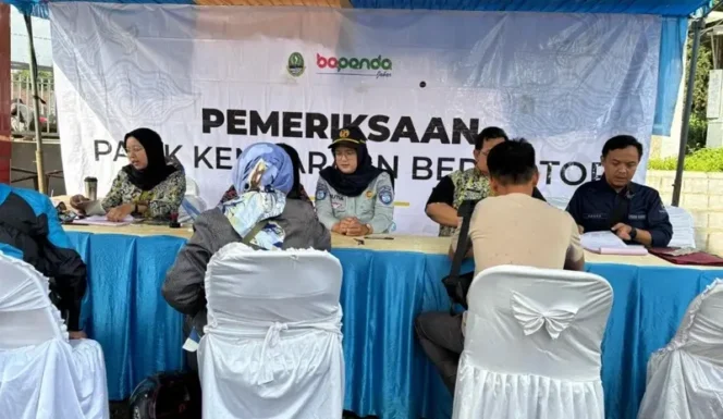 
					Upaya Meningkatkan Pendapatan, Tim Pembina Samsat Kuningan Melaksanakan Pemeriksaan Pajak Kendaraan Bermotor di Wilayah Kab Kuningan
