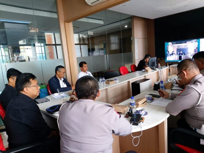 
					Jasa Raharja Kanwil Jawa Barat Turut dalam Rapat Rencana Kerja TPS Provinsi Jabar Terkait Pendataan Ranmor Terlibat laka dan Barang Bukti Tilang