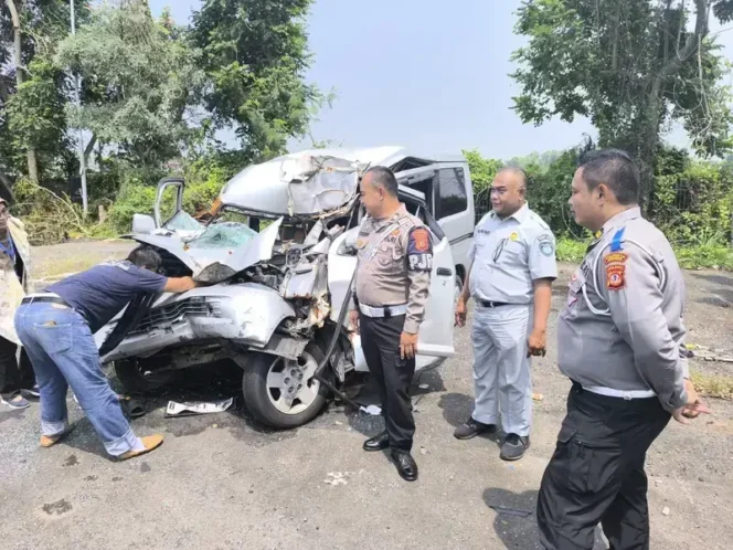 
					Jasa Raharja Cirebon Melakukan Pendataan Kendaraan Bermotor di Wilayah Kab Cirebon