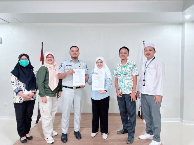 
					Jasa Raharja Cabang Purwakarta melakukan Perpanjangan  Memorandum of Understanding (MoU) dengan RSU PMC Subang