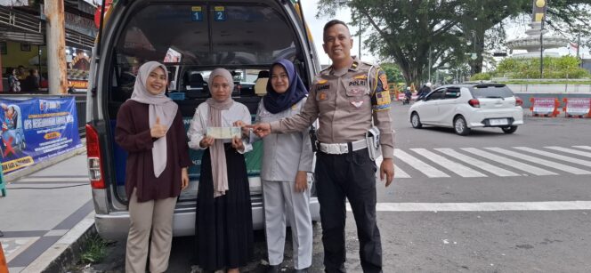
					Optimalisasi Pendapatan di Bulan Ramadhan, Tim Pembina Samsat Kota Sukabumi Laksanakan Samsat Ngabuburit