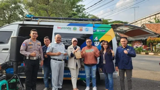 
					Samsat Keliling Ngabuburit Kabupaten Purwakarta selama bulan Ramadan