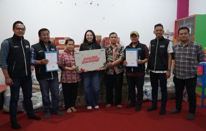 
					BRI Regional Office Bandung Salurkan Bantuan Paket Sembako Senilai Rp2,9 Miliar