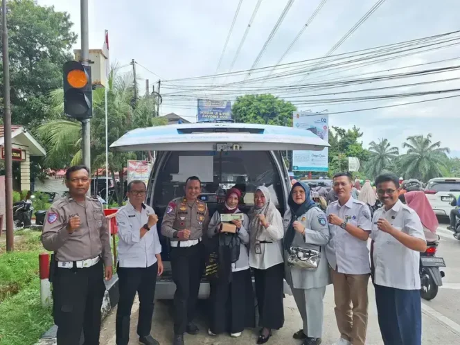 
					Samsat Ngabuburit “The Last Part”! Jasa Raharja Bogor Tutup Layanan Ramadan di GDC Depok dengan Semangat Taat Pajak