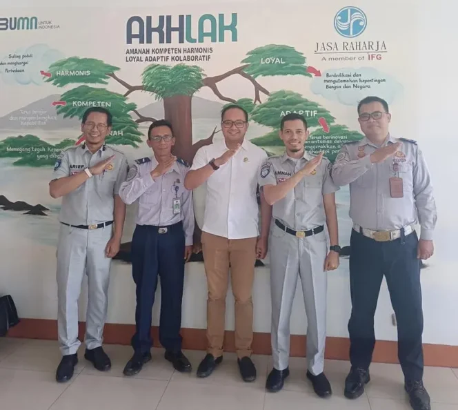 
					Kepala Terminal Tipe A Indihiang Sambangi Kantor PT Jasa Raharja Cabang TK I Tasikmalaya