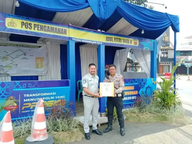 
					Jasa Raharja Sebarkan Bingkisan ke Setiap Pos PAM Wilayah Tasikmalaya dan Terminal Tipe A Indihiang