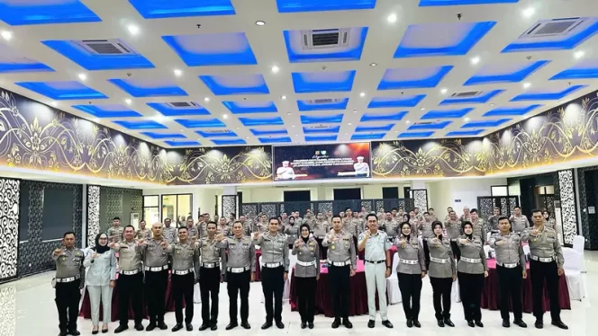 
					Jasa Raharja Kanwil Jawa Barat Turut Dalam Rapat Anev Bidang Kamsel di Polda JABAR