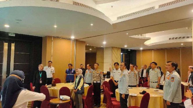 
					Dalam Forum Komunikasi Lalu Lintas, Jasa Raharja Bandung Kolaborasi dengan Mitra untuk Menekan Kecelakaan Lalu Lintas