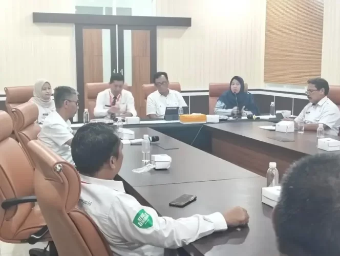 
					Rapat Koordinasi Tim Samsat Indramayu dan Haurgeulis: Meningkatkan Manfaat Bagi Masyarakat