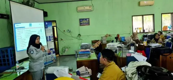 
					Jasa Raharja Karawang Laksanakan Program Pengajar Peduli Keselamatan Lalu Lintas (PPKL) di SMPN 2 Klari