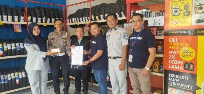 
					Jasa Raharja Bersama Samsat Kota Tasikmalaya Laksanakan Penandatanganan Perjanjian Kerja Sama dengan Planet Ban