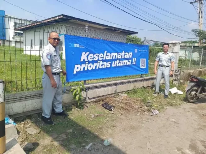 
					Upaya Keselamatan Lalu Lintas, Jasa Raharja Cabang Cirebon Pasang Spanduk Himbauan Keselamatan Sebagai Tindak Lanjut Forum Komunikasi Lalu Lintas di Kabupaten Majalengka