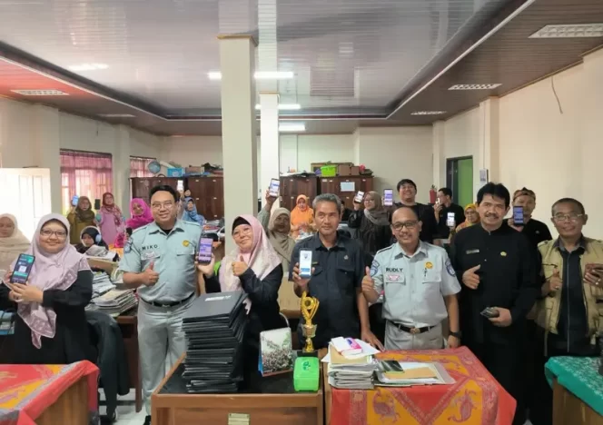 
					Jasa Raharja Cabang Cirebon Gelar Pengajar Peduli Keselamatan Lalu Lintas (PPKL) Di SMAN 1 Jatiwangi Kab Majalengka