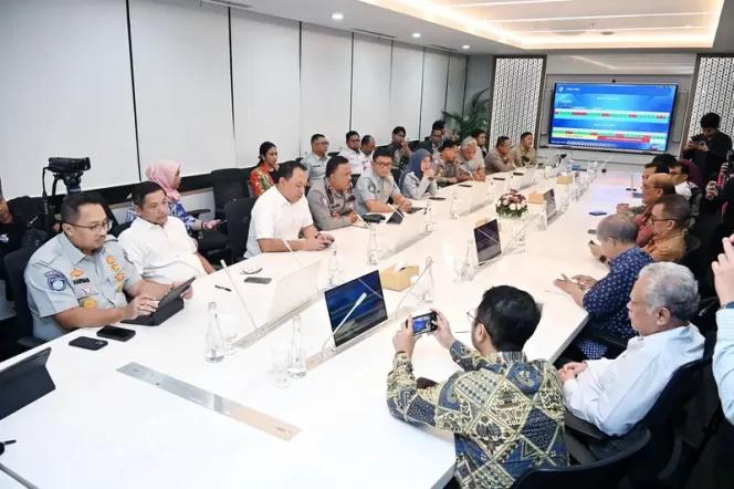 
					Jasa Raharja Selenggarakan Acara “Ngobrol Keselamatan”, Ajak Pakar Transportasi serta Perwakilan Kementerian dan Lembaga Bahas Program Indonesia Menuju Zero ODOL