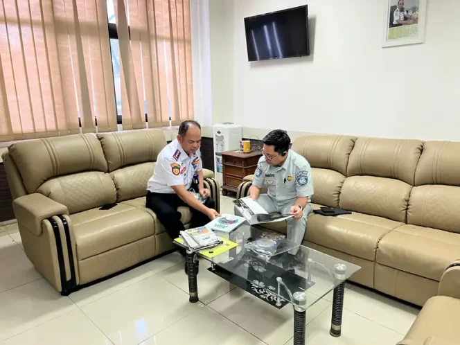 
					Melalui Forum Keselamatan Lalu Lintas Jasa Raharja Bandung, Berkordinasi & Berkolaborasi Dengan Dinas Perhubungan Kota Bandung