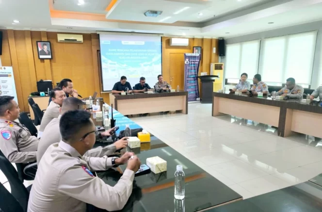 
					Upaya Keselamatan Lalu Lintas, Jasa Raharja Cabang Cirebon Hadiri Forum Komunikasi Lalu Lintas (FKLL) di Jasa Marga Cirebon
