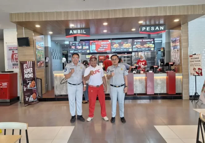 
					Jasa Raharja Cabang Cirebon Jalin Kerjasama Merchant Dengan KFC Kota Cirebon