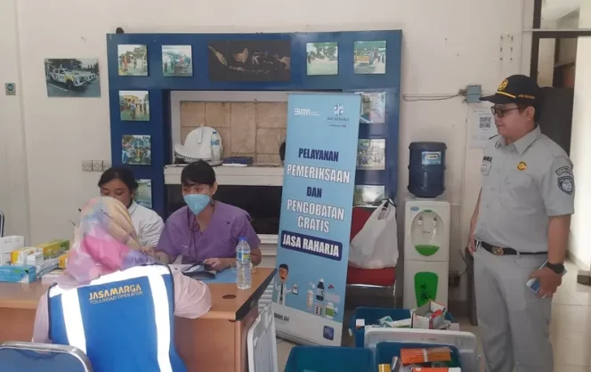 
					Pemeriksaan Kesehatan Gratis dalam Operasi ODOL di KM 120 Padalarang Sinergi Jasa Raharja bersama Stakeholder Terkait