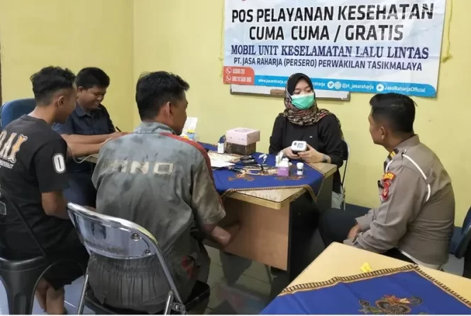 
					Jasa Raharja Gelar Pengobatan Gratis di PO Doa Ibu Tasikmalaya