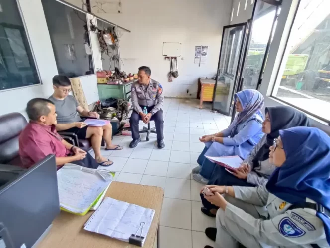 
					Perkuat Hubungan Dengan Pengusaha Pemilik Kendaraan Operasional, Jasa Raharja Bandung Bersama Tim Pembina Samsat Padjajaran Kunjungi 5 Perusahaan Swasta