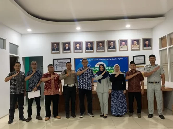 
					Tim Samsat Induk Indramayu I dan II Haurgeulis Bersama Jasa Raharja dan Polres Indramayu Galakkan Masyarakat Taat Pajak dan Kampanye Keselamatan Berlalu Lintas