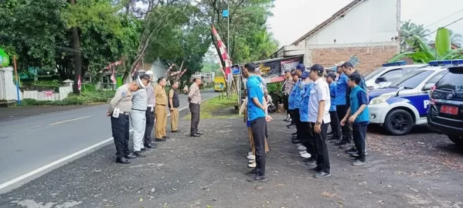 
					Operasi Pemeriksaan Pajak Kendaraan Bermotor di Jalan Raya Ciamis-Banjar