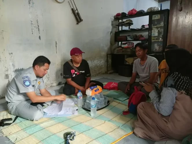 
					Jasa Raharja Bekasi Kunjungi Rumah Ahli Waris Korban Kecelakaan Lalu Lintas