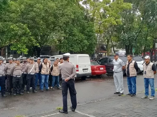 
					Perkuat Sinergi Operasi Gabungan Bersama, Jasa Raharja Bandung Bersama Tim Pembina Samsat Soekarno Hatta Lakukan Pemeriksaan PKB dan SWDKLLJ di Jalan Raya