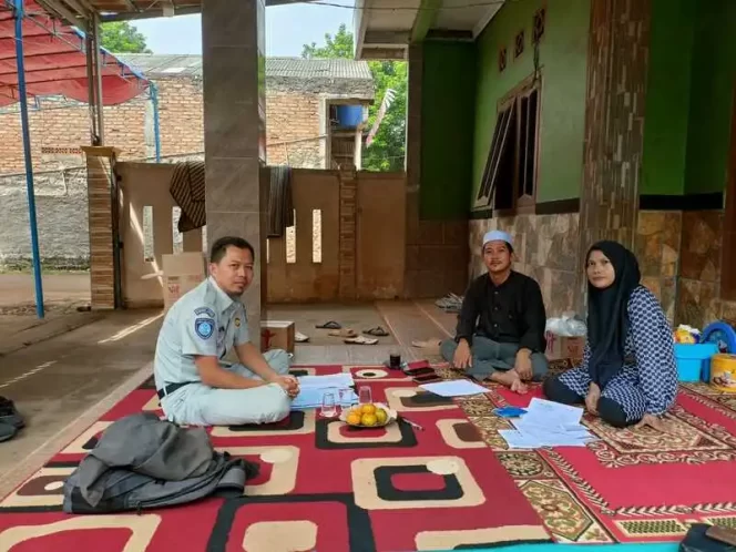 
					Jasa Raharja Bekasi Serahkan Santunan kepada Ahli Waris Pengayuh Sepeda Korban Laka Lantas