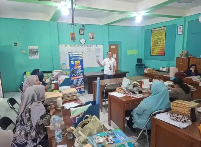 
					Jasa Raharja Bogor Gelar Pengajar Peduli Keselamatan Lalu Lintas di SMK Plus PGRI 1 Cibinong