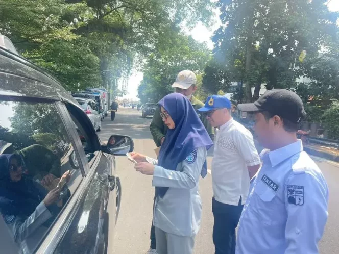 
					Dorong Kepatuhan Pembayaran Pajak Kendaraan,  Jasa Raharja Bogor Bersama Tim Pembina Samsat Kota Bogor Gencarkan Operasi Gabungan